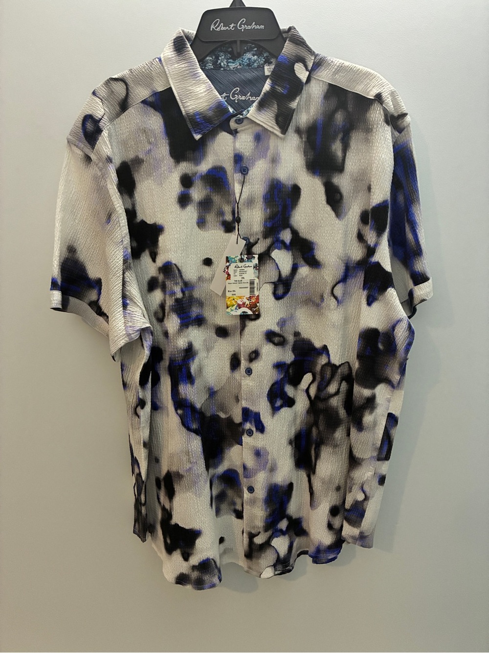 Robert Graham TASMAN Short-Sleeve Abstract Print Shirt in Blue, Black and White